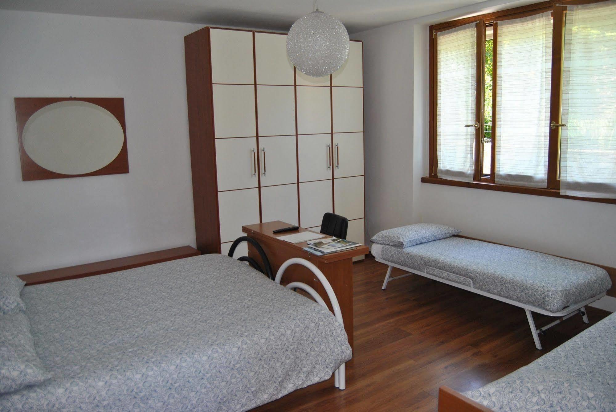 B&B Sosta Sul Lago Lezzeno Extérieur photo