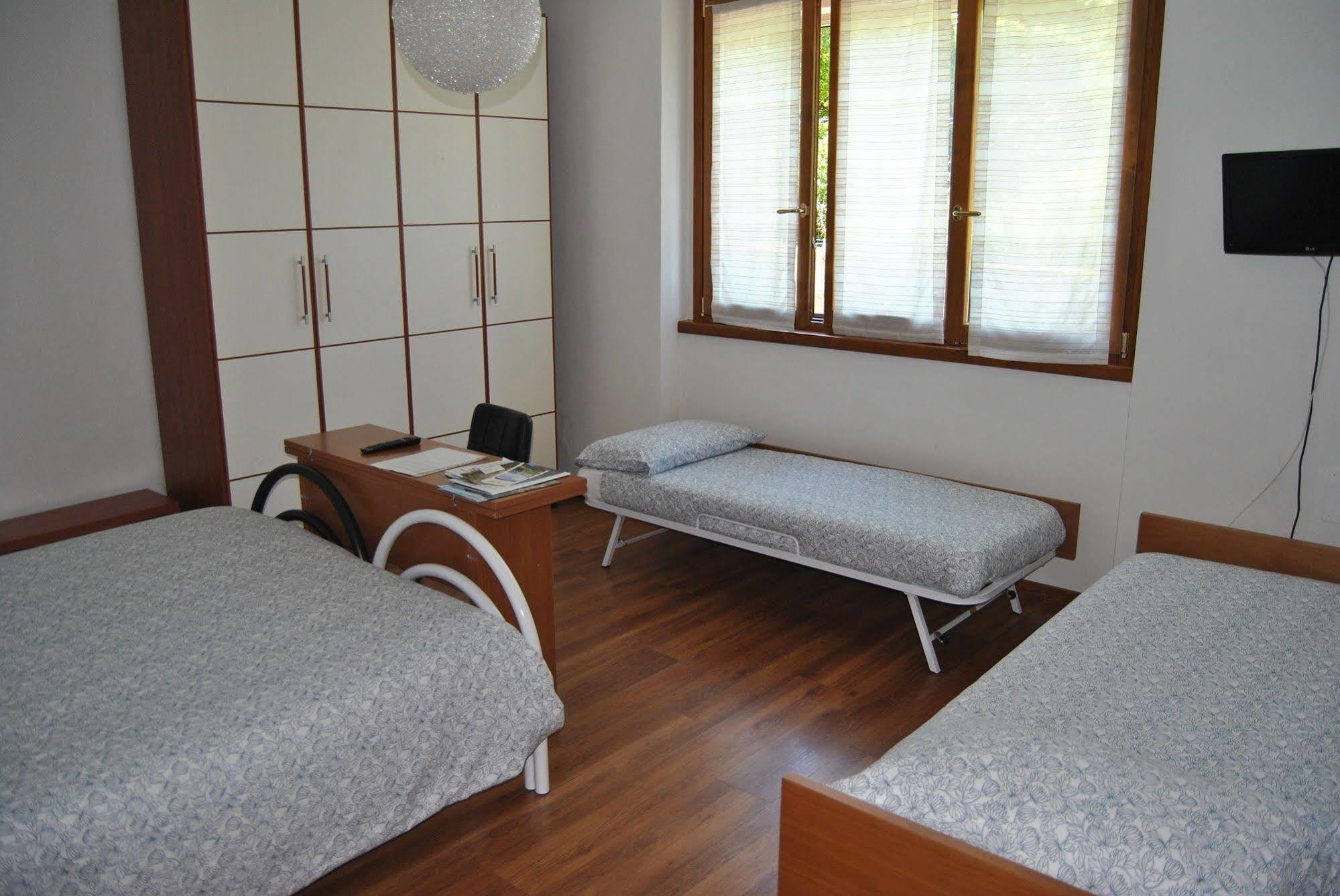 B&B Sosta Sul Lago Lezzeno Extérieur photo