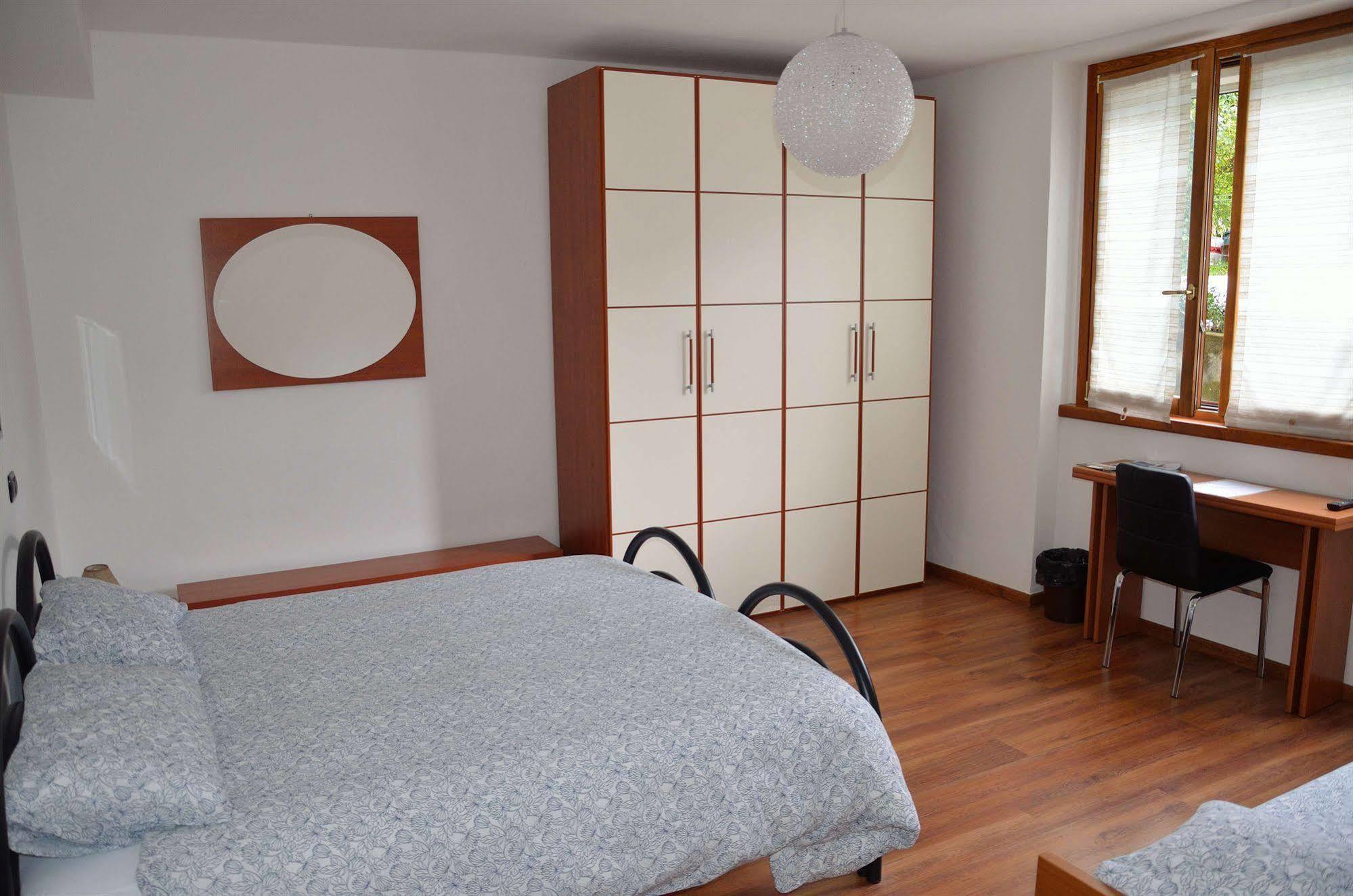 B&B Sosta Sul Lago Lezzeno Extérieur photo